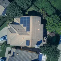 Combien de panneaux solaires pour une maison : la méthode
